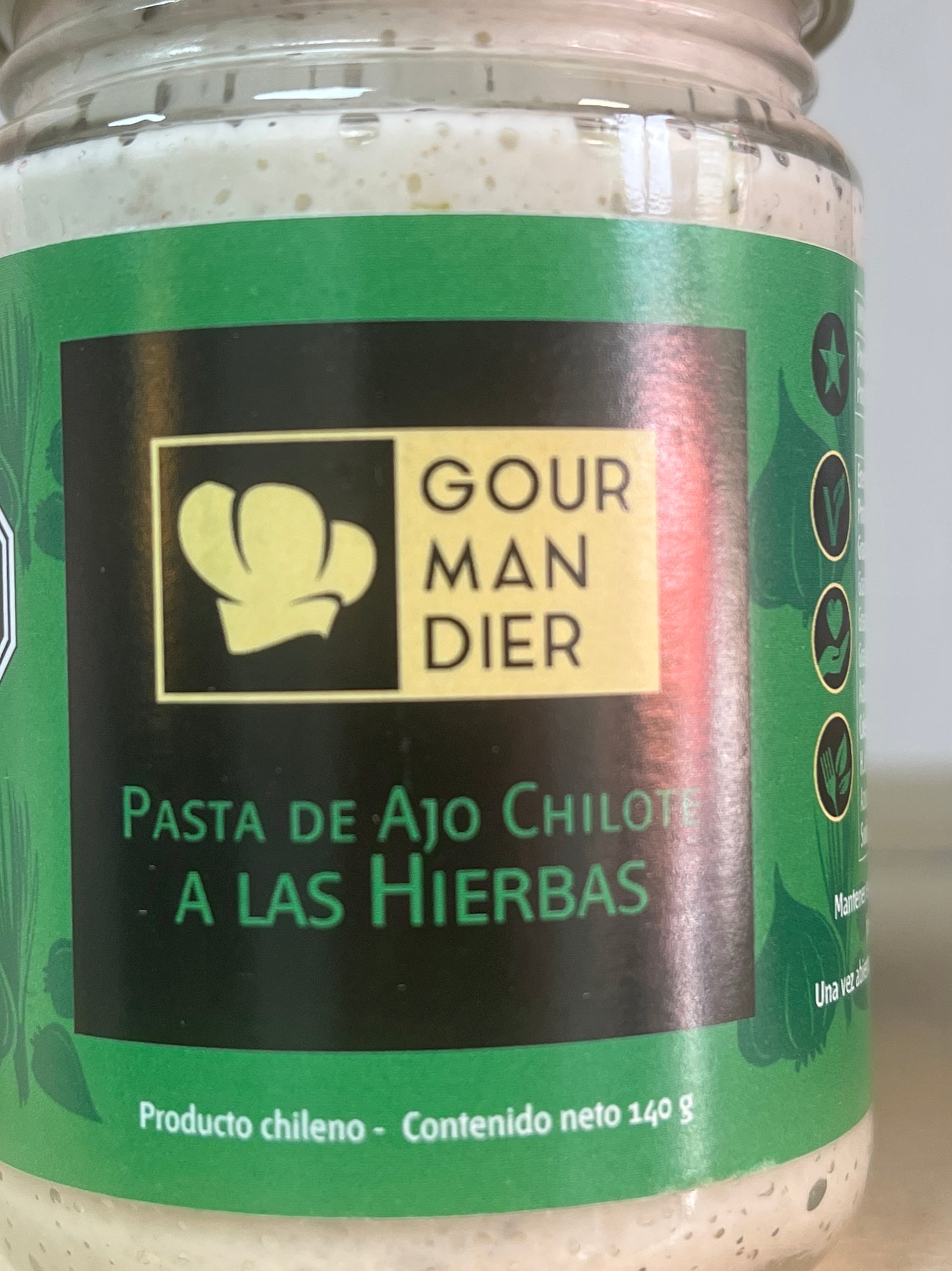PASTA DE AJO CHILOTE A LAS HIERBAS