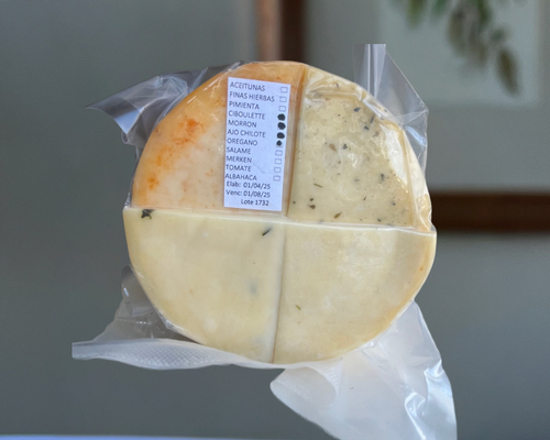 QUESO MANTECOSO LOS RADALES - 4 SABORES 700g